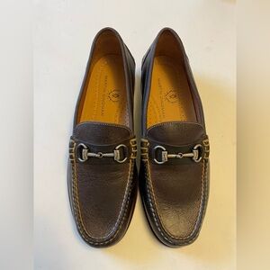 Martin Dingman Leather Loafers. Never worn before. Size 9. Paid $250.